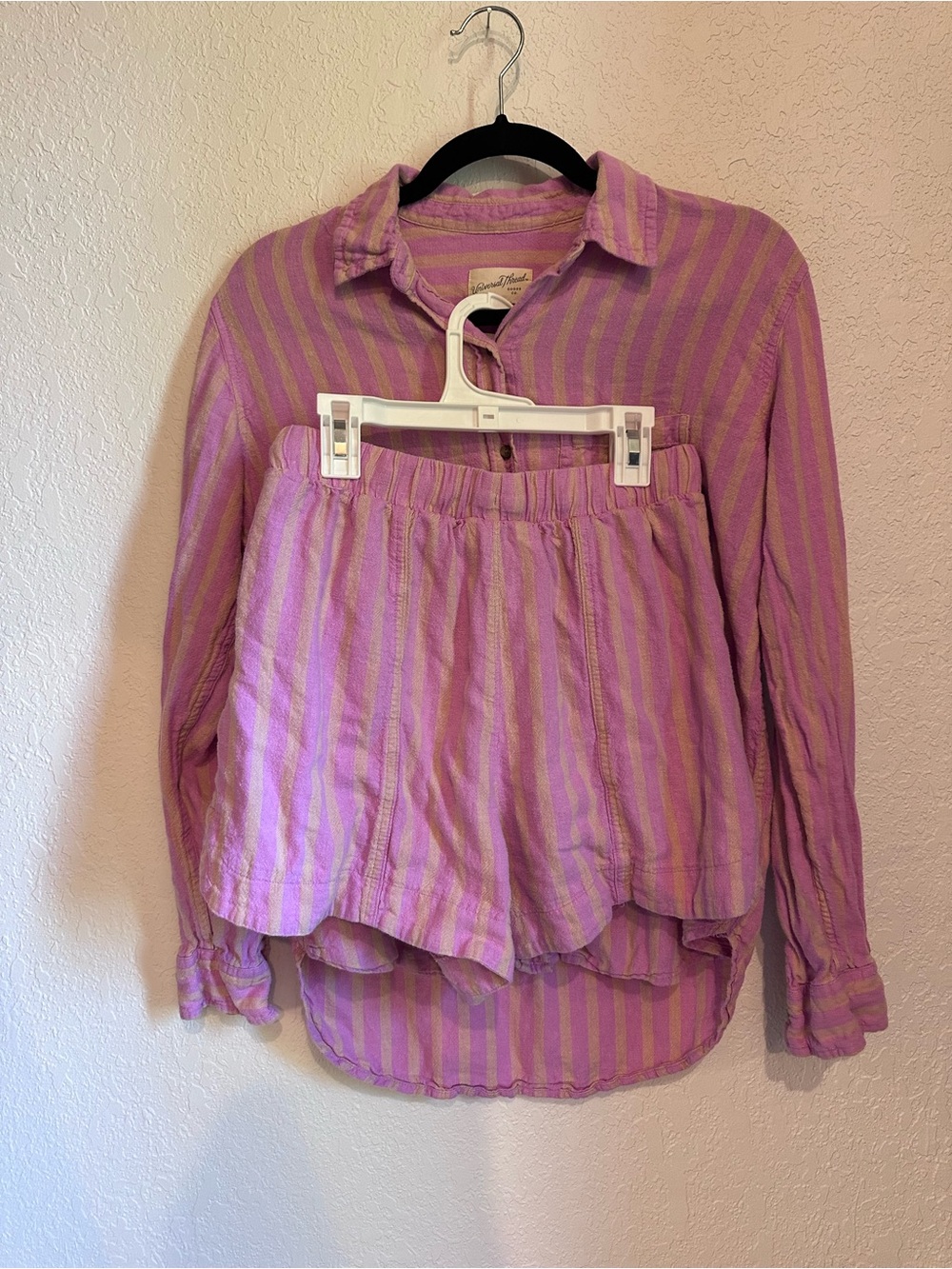 Striped pink and pale orange Long-Sleeve Shirt/shorts set Casual Button-Up XS